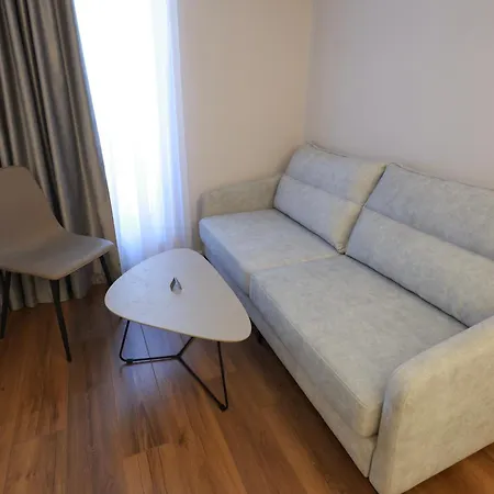 Voko By Uka Boutique טיראנה